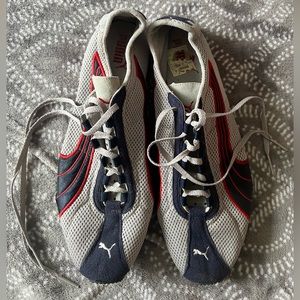 Size 12 retro puma never worn